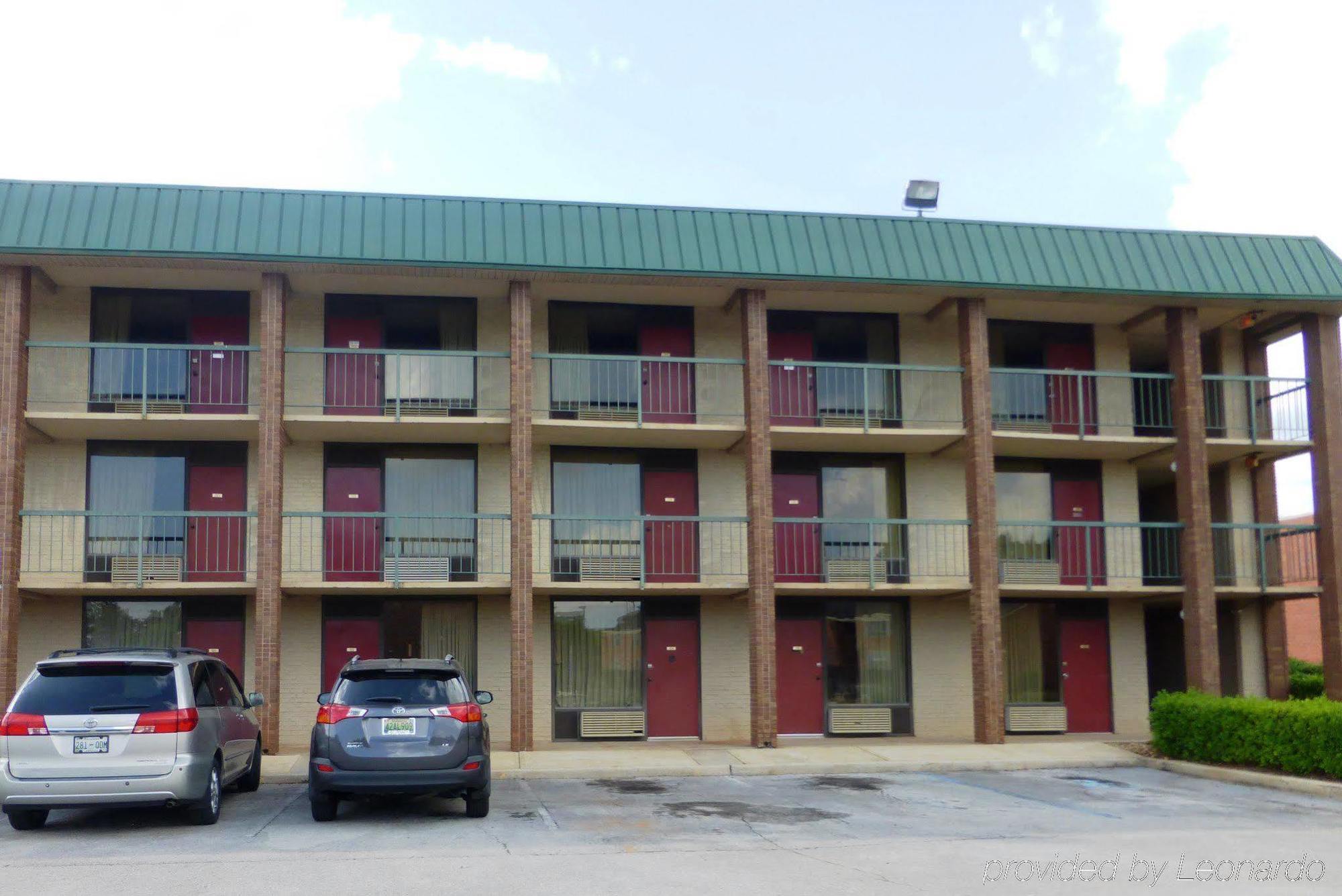 Red Roof Inn Plus+ Huntsville - Madison Exterior photo